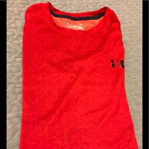 Under Armour heat gear t-shirt